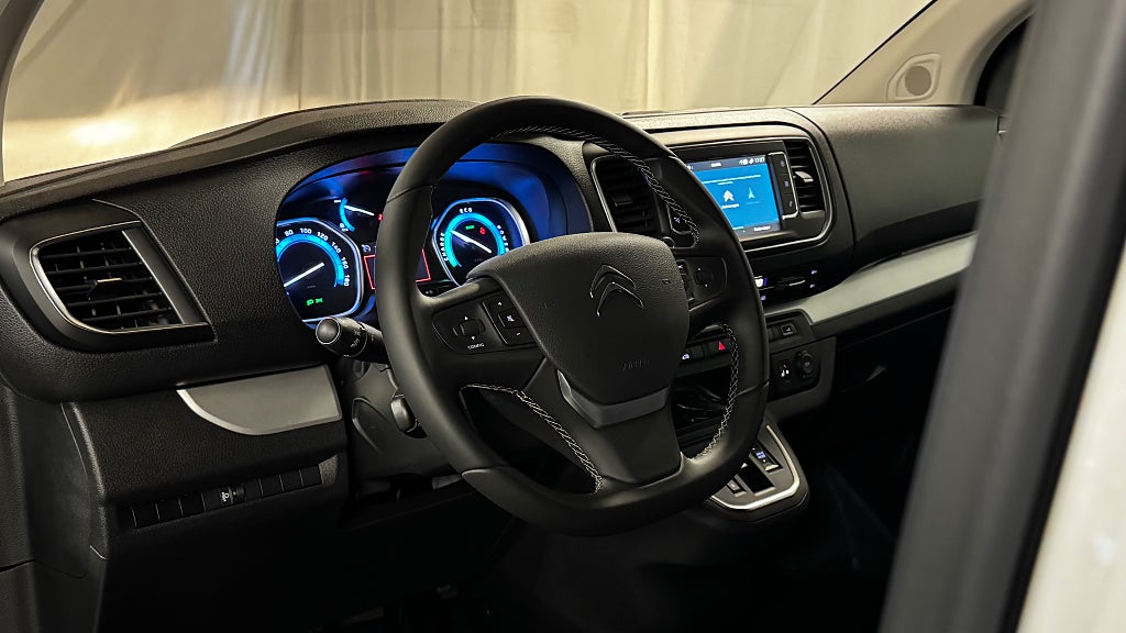 Citroën E-JUMPY Business Premium L2 75kW Navi B-kamera Inklätt Skåp NY bild 17