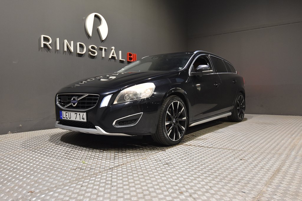 Volvo V60 D5 205 HK SUMMUM DRAG PDC 0.45L/MIL KAMREM BYTT 