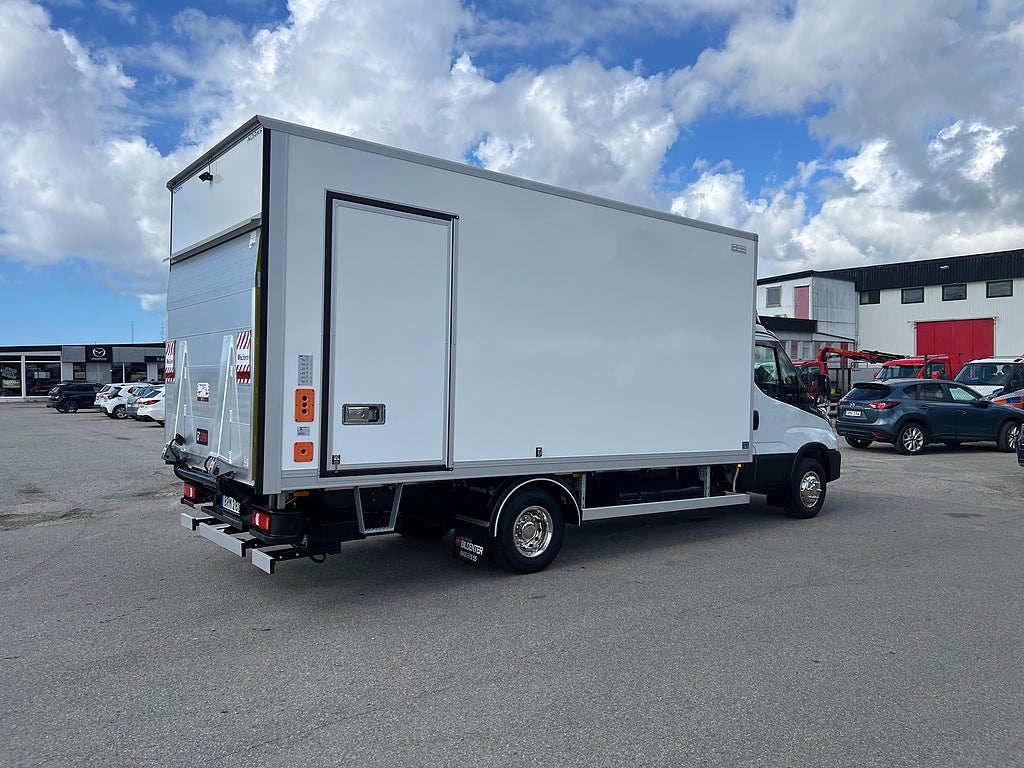 Iveco Daily 72C14G A8 CNG Skåpbil med Z-Lift