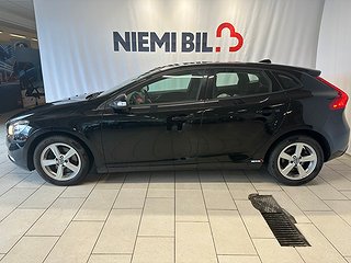 Volvo V40 D2 Kinetic 120hk SoV/VoC/P-sens/farthållare