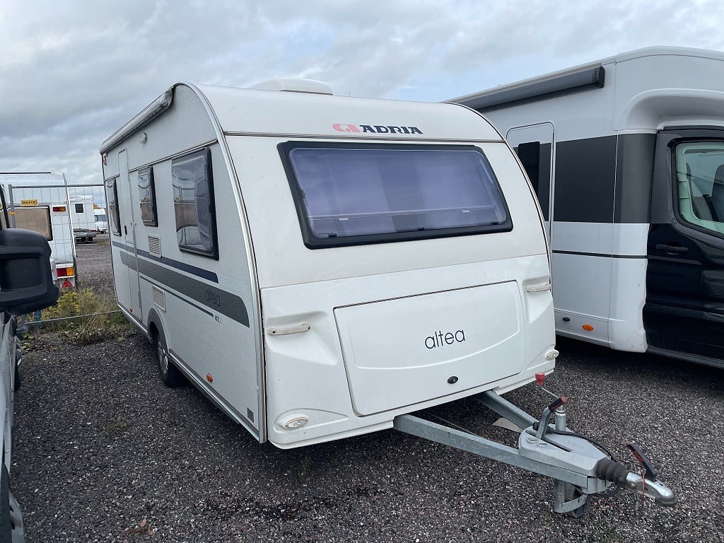 Adria Altea 472 LU / Långbädar / AC / Påsmarkis / Fint skick