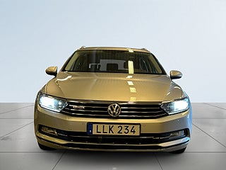 Volkswagen Passat Sportscombi 2.0 TDI 4M/S&V-Däck/MoK/B-kamera/Drag/Psens