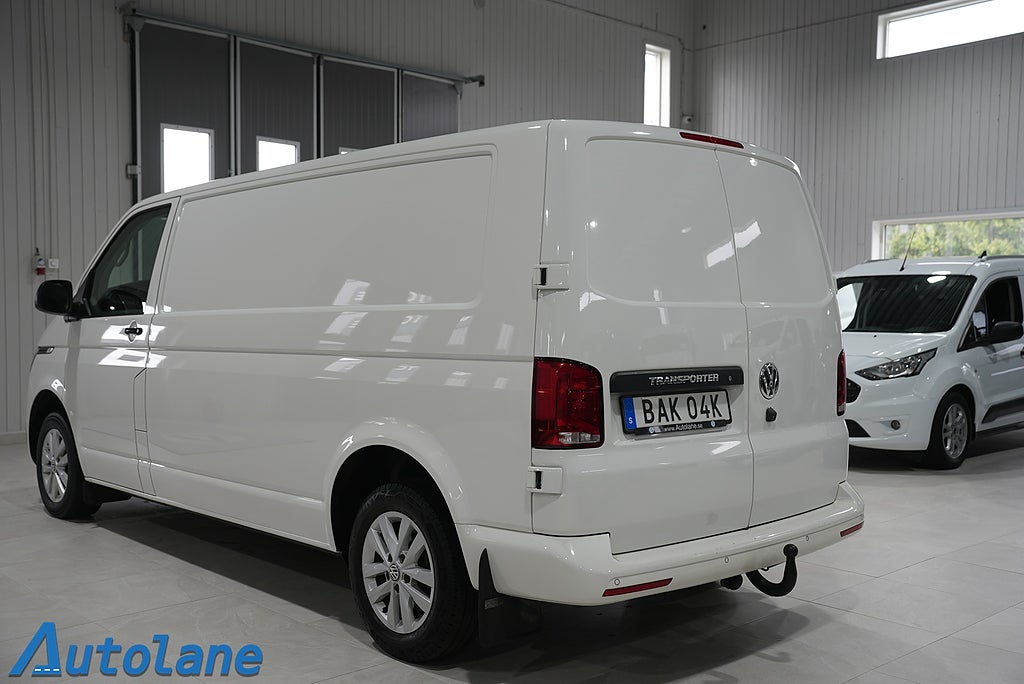Volkswagen Transporter T30 2.0 TDI BMT Inredning,Drag,Värmare,GPS, 3-sits