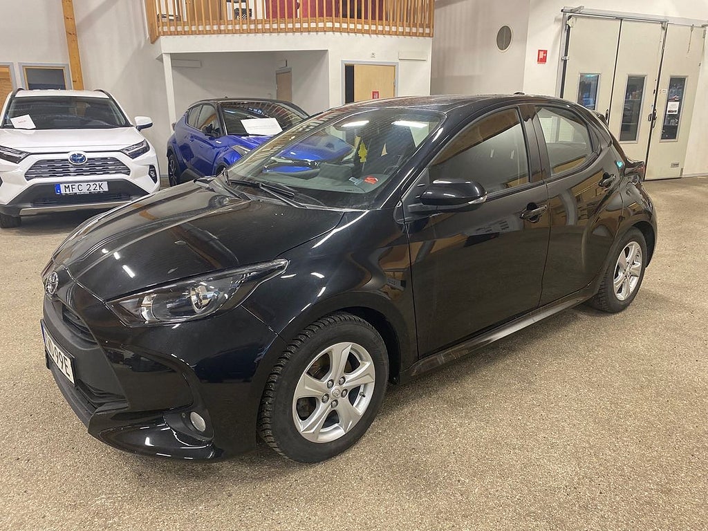 Toyota Yaris Hybrid 1,5 5D ACTIVE KOMFORTPAKET | Vinterhjul