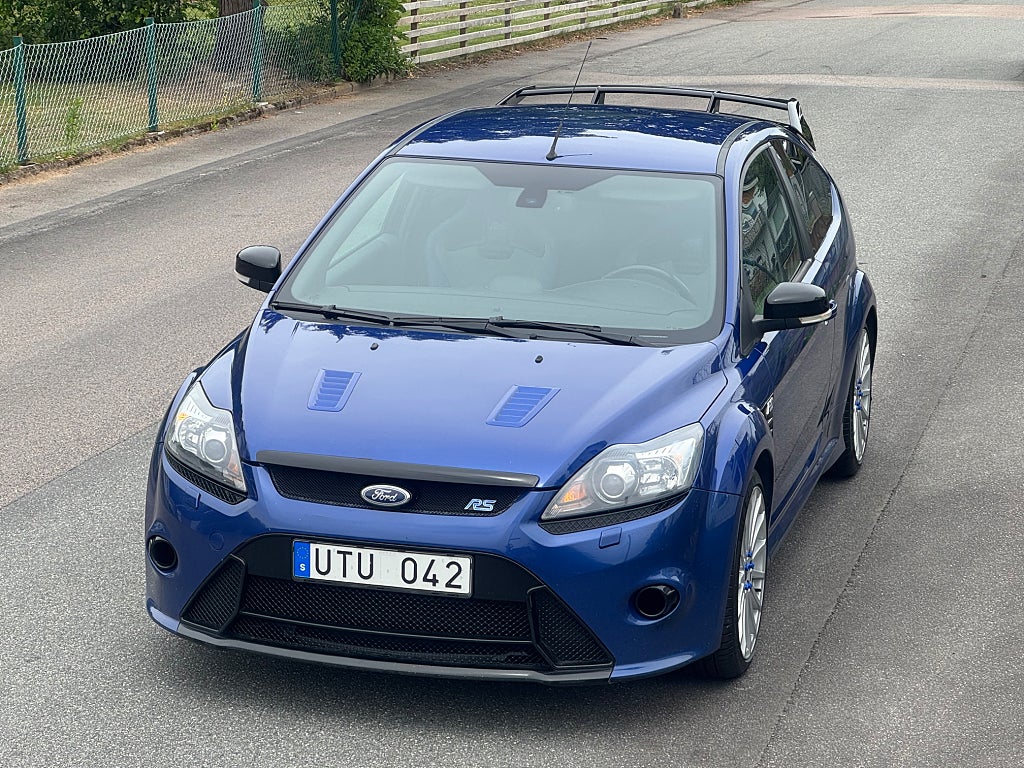 Ford Focus RS 2.5l Performance blue