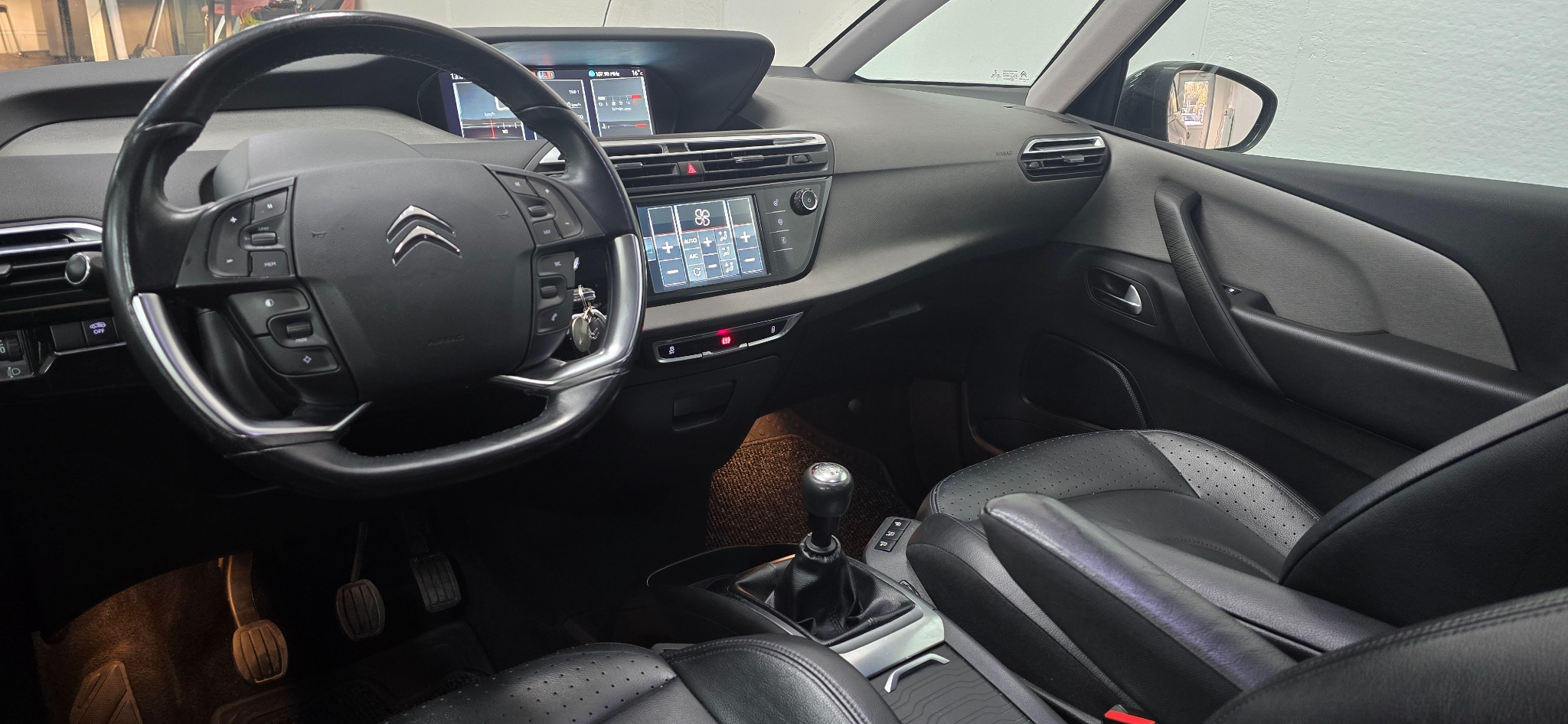 Citroen C4 Picasso 2015, photo 2/42