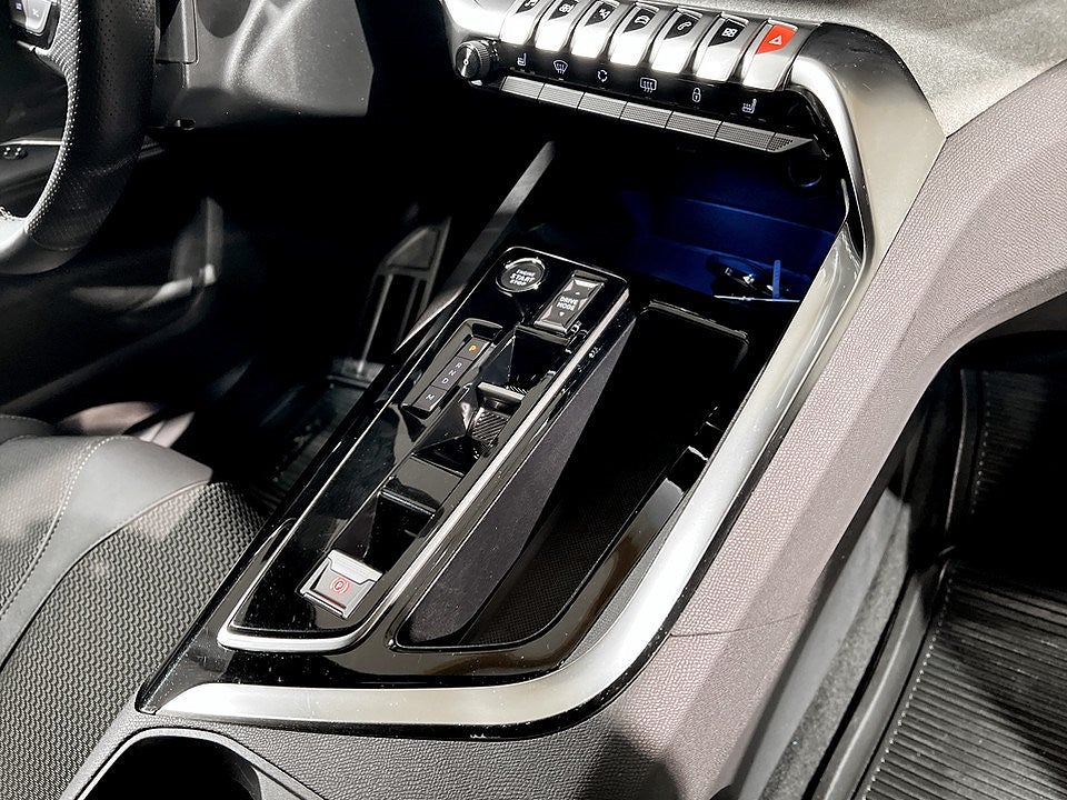 Bild på Peugeot 3008 GT 1.2 PT 130hk Aut - B-KAMERA, CARPLAY