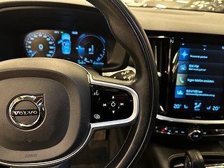 Volvo V60 Recharge T6 AWD Drag/360/HeadUp/Navi/Värmare/SoV