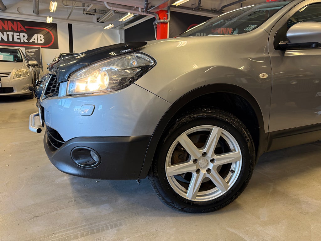 Nissan Qashqai+2 2012 - miniatyr 2