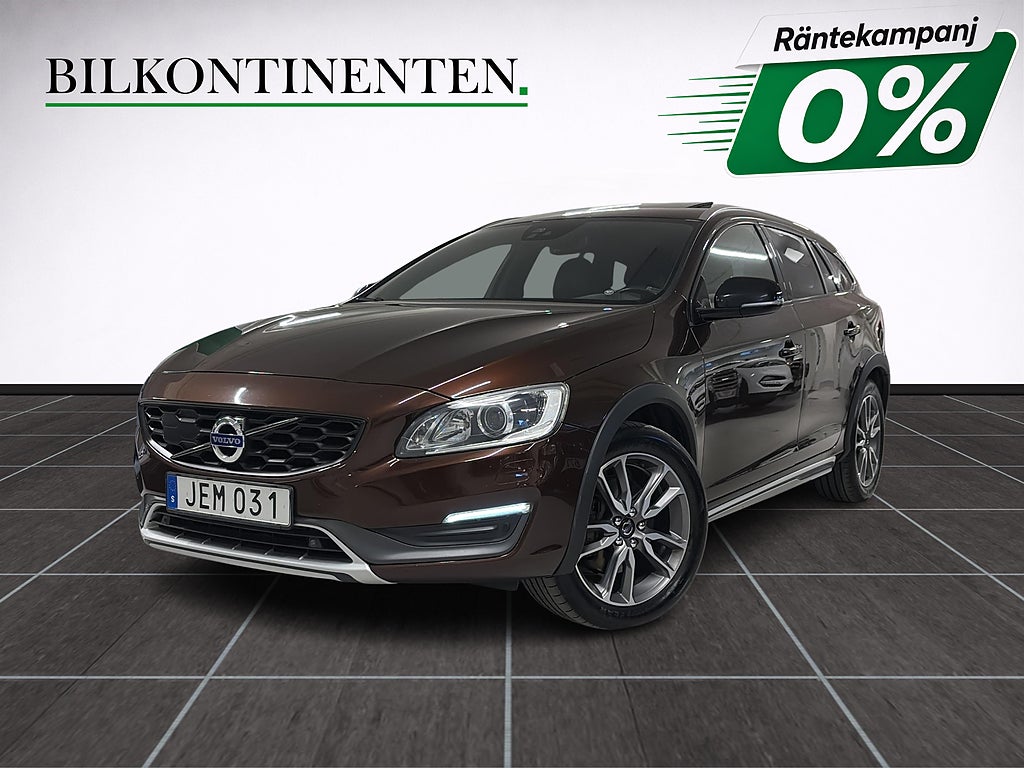 Volvo V60 Cross Country D4 190hk Summum BE PRO Värmare Taklucka Skinn Navi Drag