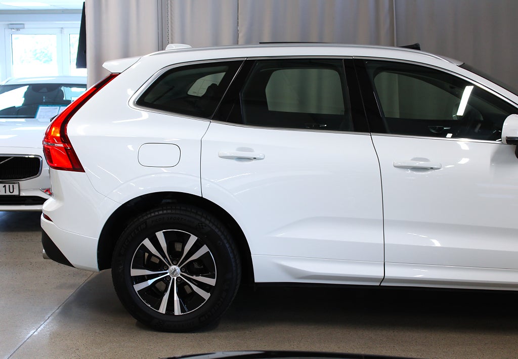 Volvo XC60 T8 392HK Twin Engine AWD Panorama, Drag, B-Kamera, Navi