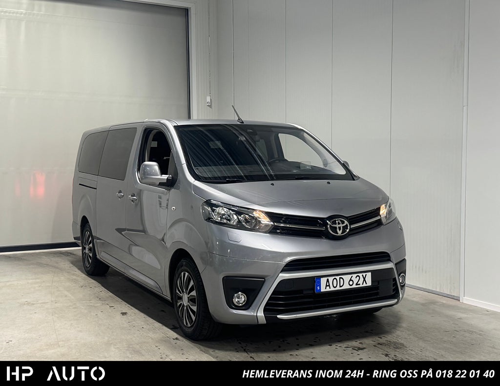 Toyota ProAce Verso 1.5 D-4D 9-sits Dragkrok HUD Vinterhjul Låga mil