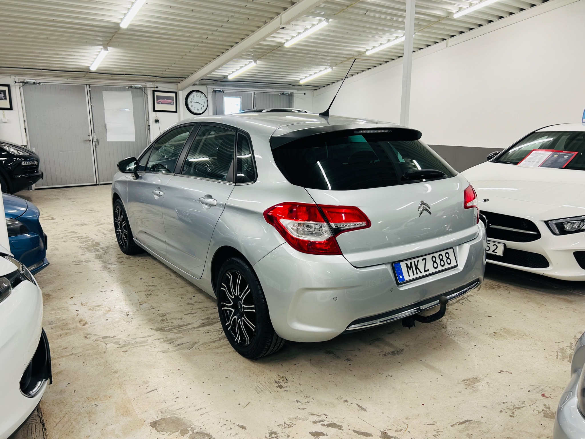 Citroen C4 1.2 / 130HK 2014, kuva 4/48