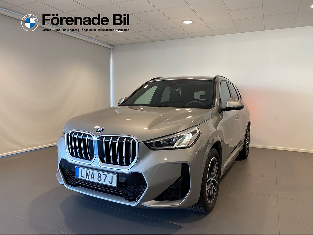 BMW X1 sDrive18i M-Sport H/K Elstolar med minne  Adap* Fart*