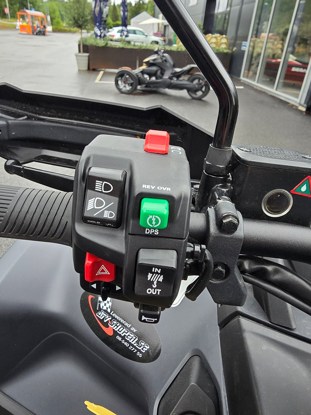 Can-Am Outlander XT-P 1000R Traktor B 