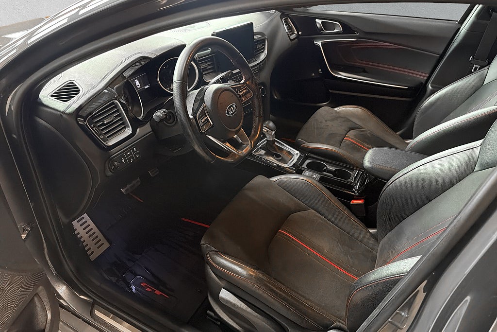 Kia ProCee'd GT 1,6 T-GDI DCT 204HK 2-Ägare Carplay Keyless GT LINE