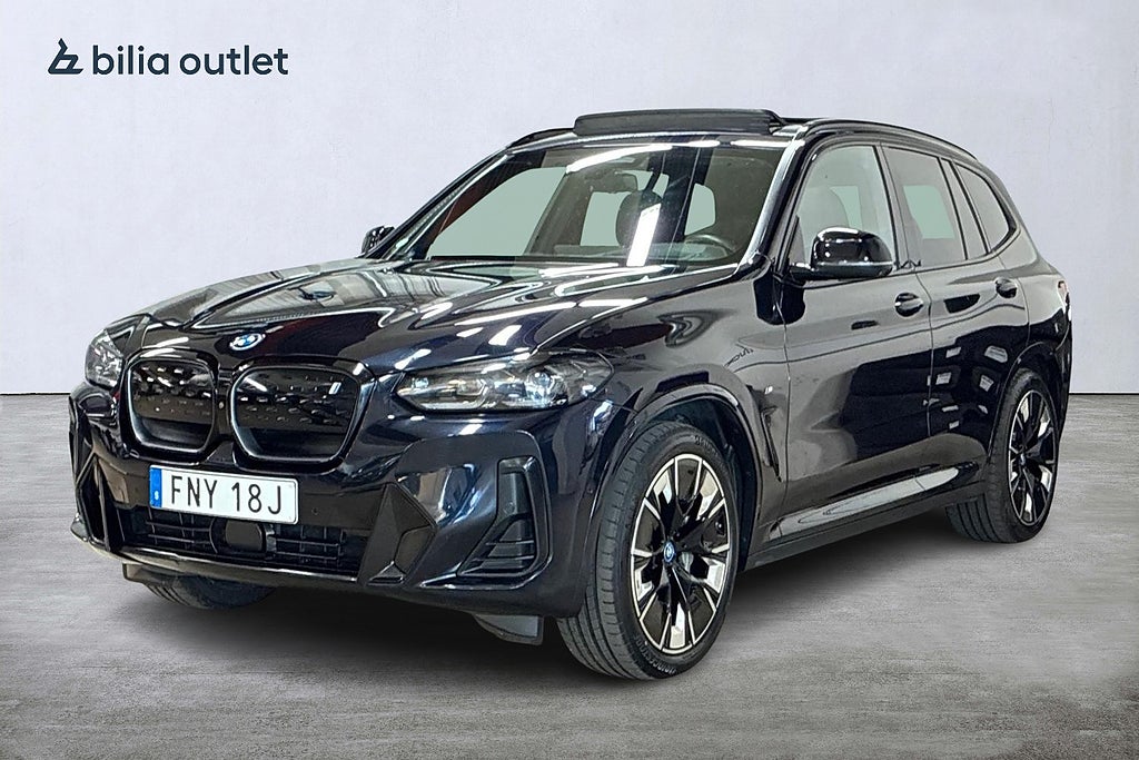 BMW iX3 i M Sport 286hk Cockpit Panorama Navi Drag HuD 360°