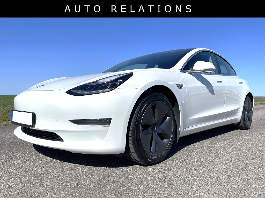 Tesla Model 3 LONG RANGE DUAL MOTOR 441Hk 1 Ägare Svensksåld