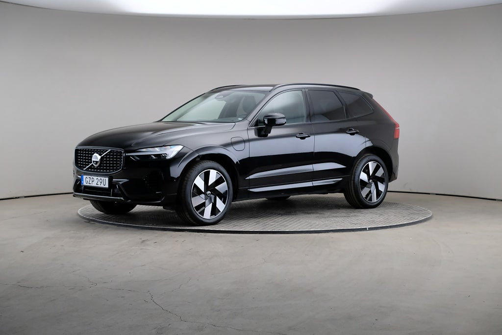 Volvo XC60 Recharge T6 350hk AWD Plus Dark H/K Drag