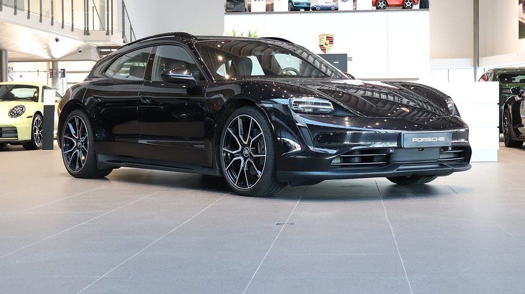 Porsche Taycan Sport Turismo Luftfjädring / Panorama / BOSE Surround