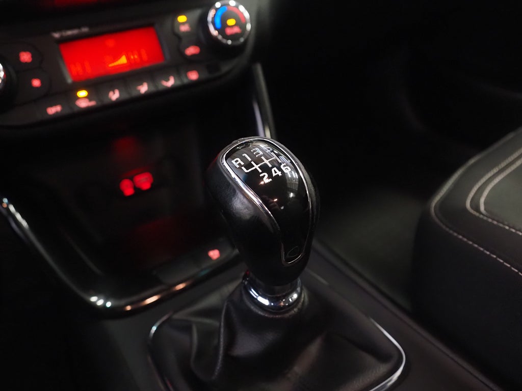 Kia Ceed 1.6 GDI 135hk P-Sensorer