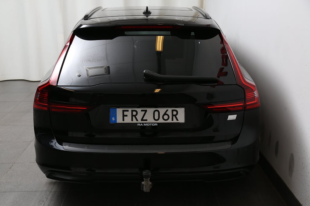 Volvo V90 Recharge T8 II R-Design AWD Pano 360° HuD Loungepkt 2022