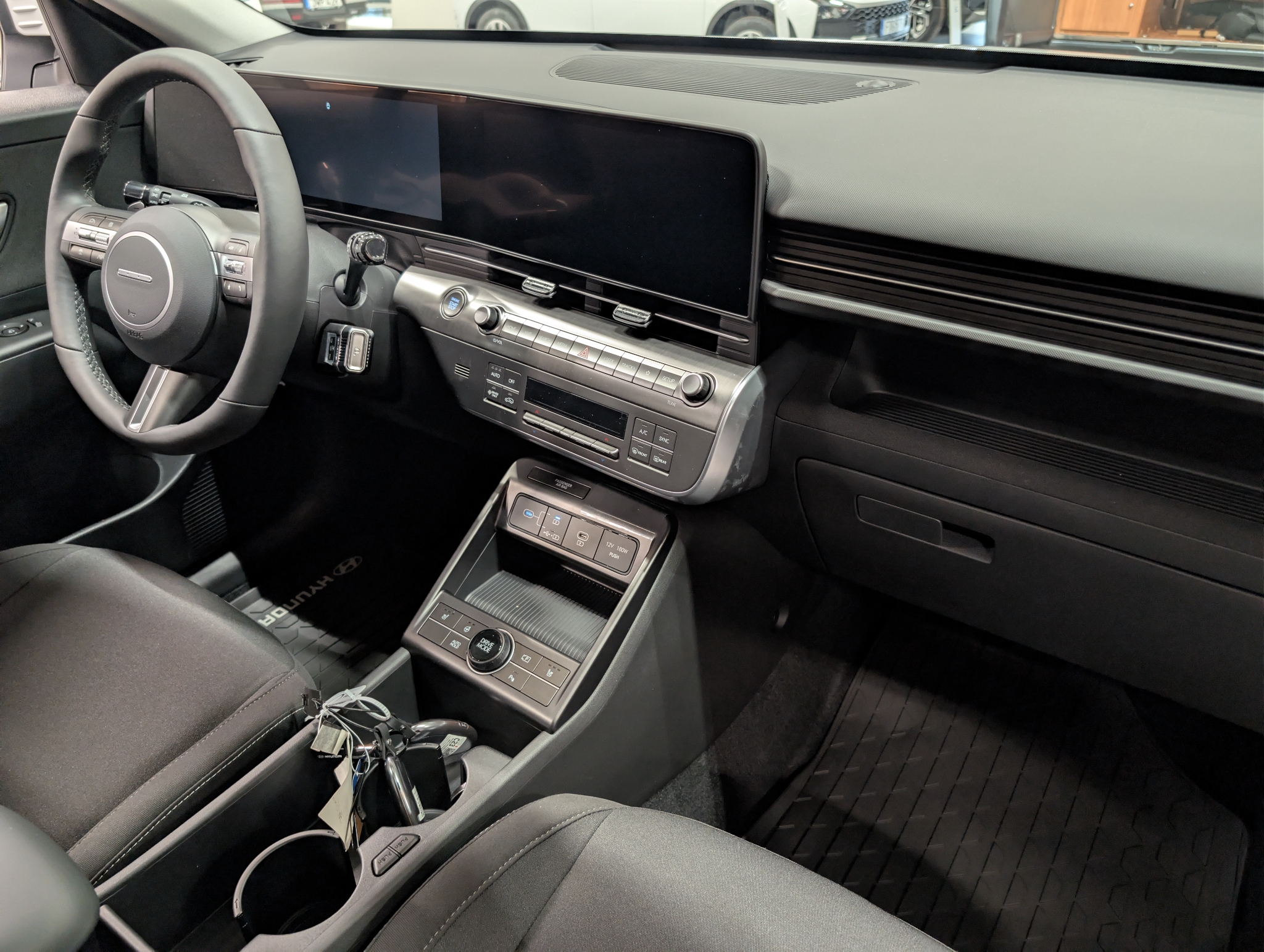Hyundai Kona Hybrid Essential 2026, bild 6/34