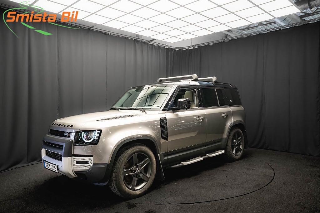 Land Rover Defender 110 D250 7-sits PANO LUFT D-VÄRM DRAG MERIDIAN 360 MOMS