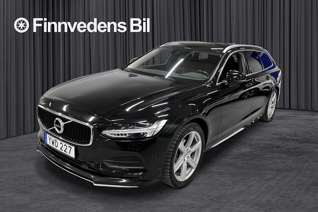 Volvo V90 D4 Momentum Adv SE *V-Hjul/Skinn/B-Kamera*