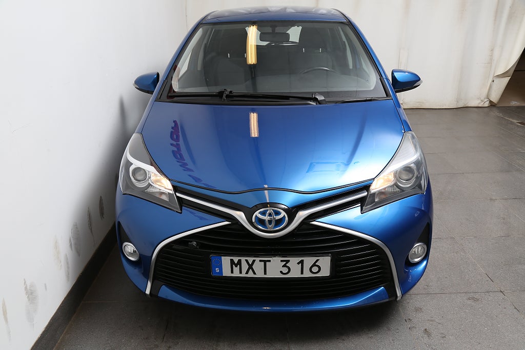 Toyota Yaris 1,5 VVT-i Hybrid e-CVT Active Kamera Motorvärmare 2015
