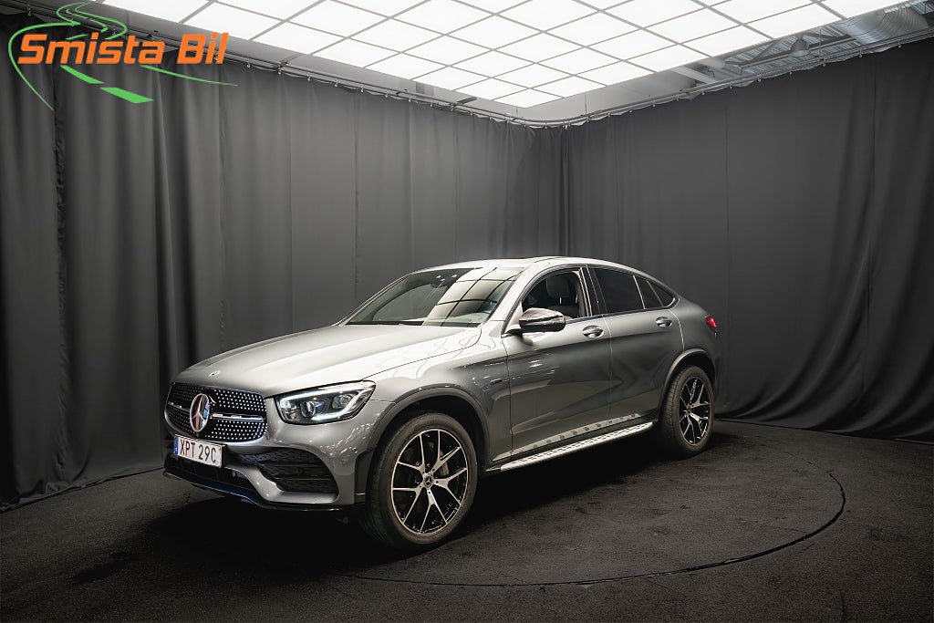 Mercedes-Benz GLC 300 e Coupé 4M AMG PANO DESIGNO BUR DRAG 360° HUD MOMS
