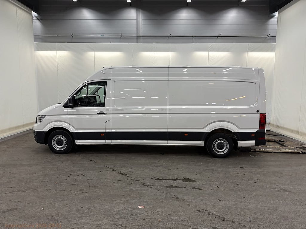 Volkswagen Crafter 35 2.0 TDI Långa skåpet 177hk drag + värmare LÅG SKATT