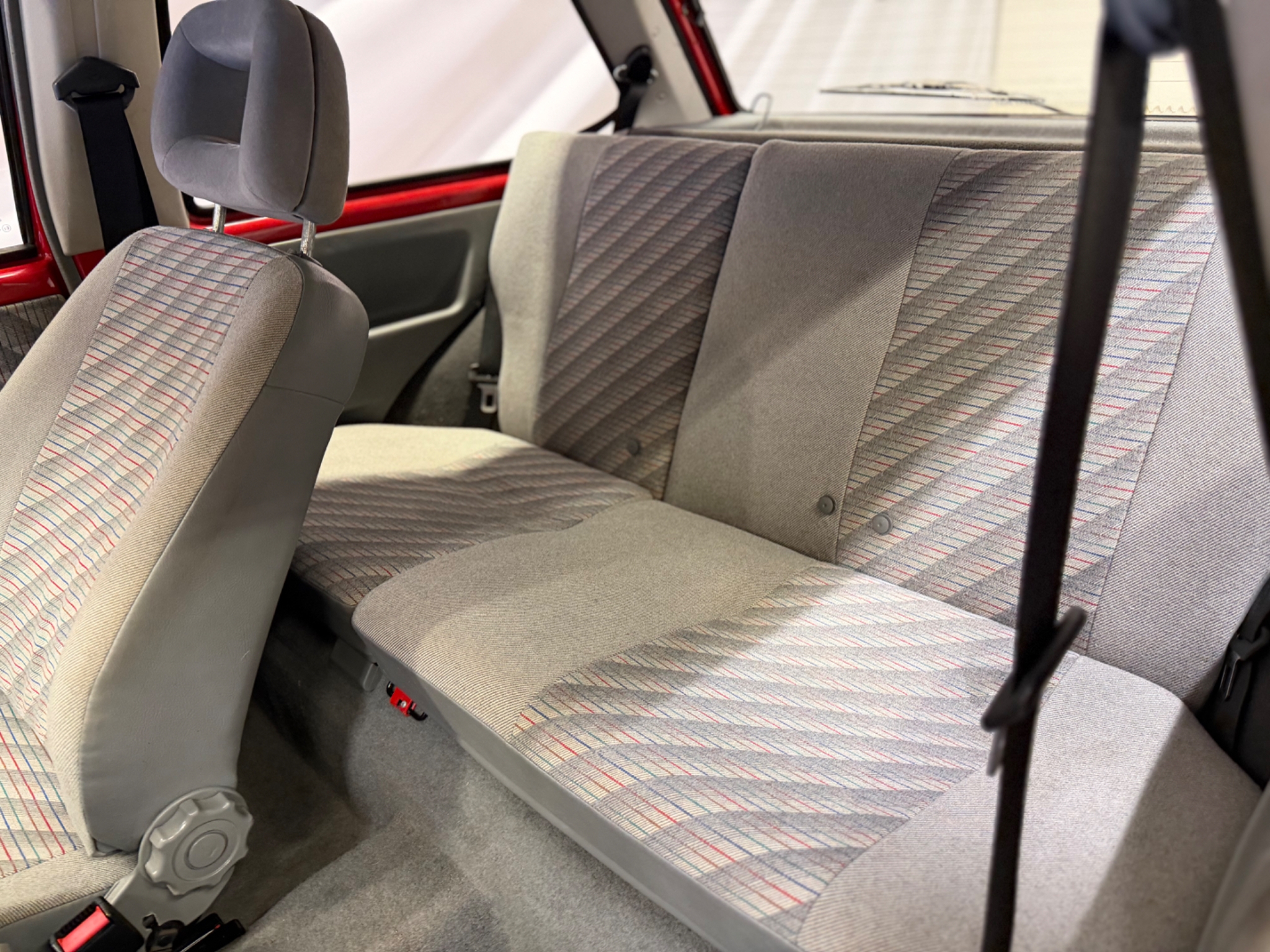 Opel Corsa 3-dörrar 1.4i Besiktigad 1992, bild 6/10