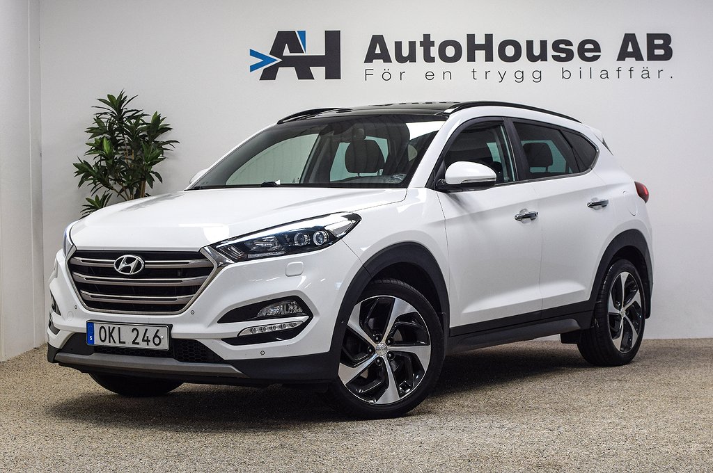 Hyundai Tucson 2.0 CRDi 4WD Premium Panorama B-kamera Skinn