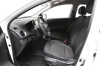 Halvkombi Hyundai i10 9 av 20