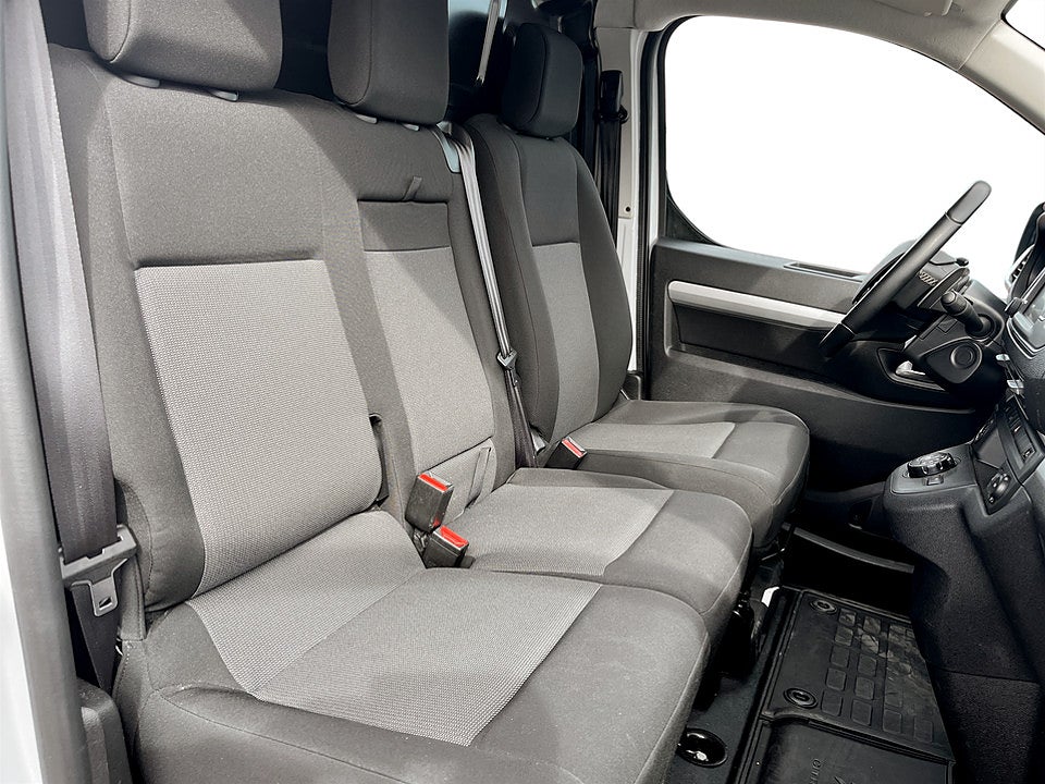 Bild på Citroën Jumpy 2.0 BlueHDi Business Premium L3 144hk Aut 