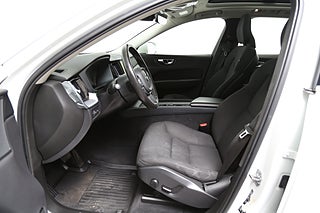 SUV Volvo XC60 10 av 31