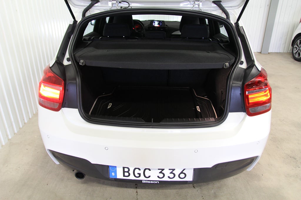 BMW 116i 5-dörrars M-Sport, bluetooth, sportratt, sportstolar