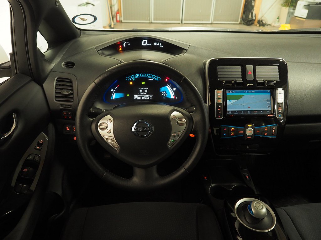 Nissan Leaf 30 kWh | Backkamera | Navi 2016