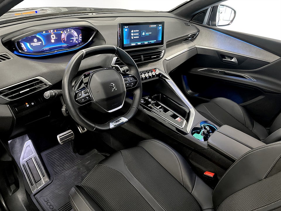 Bild på Peugeot 3008 GT 1.2 PT 130hk Aut B-KAMERA CARPLAY