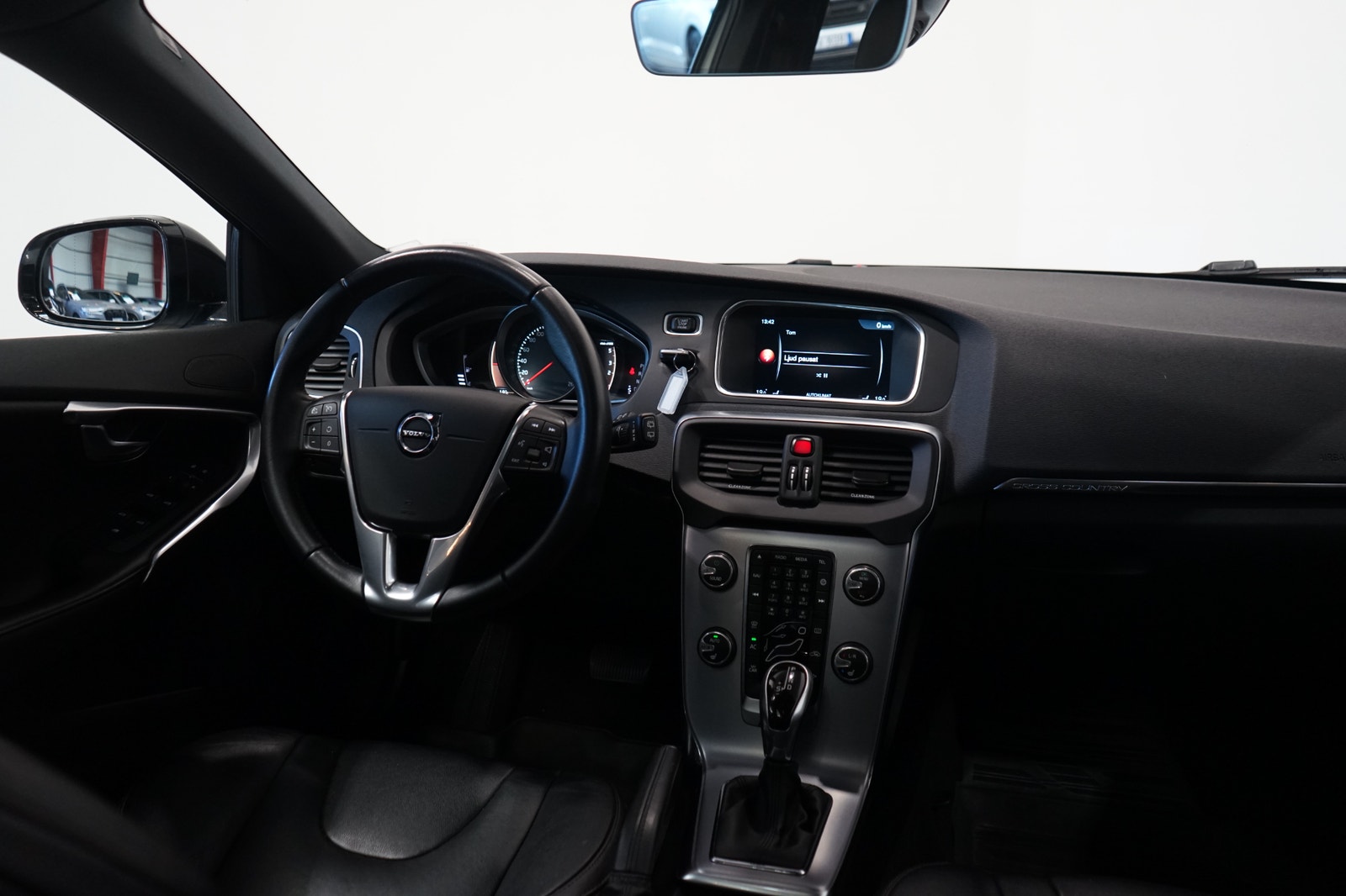 Volvo V40 Cross Country D2 Business Advanced Summum Panorama Värmare 1 2017 - miniatyr 6