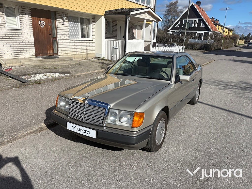 Mercedes-Benz 300 CE Coupé