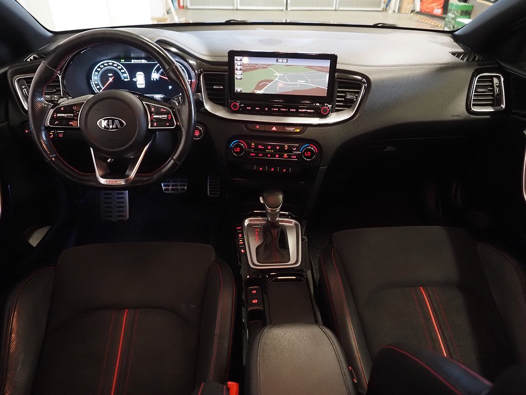 Kia ProCee'd GT 1.6 T-GDI DCT 204hk Navi JBL Kamera 2020