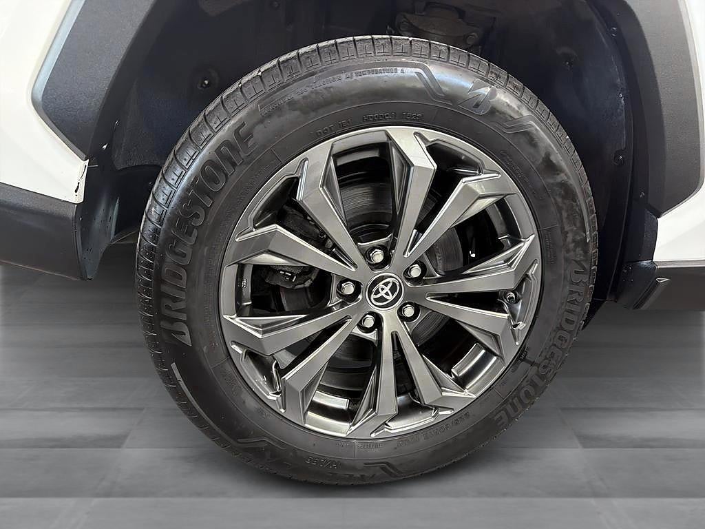 Toyota RAV4 2023 - miniatyr 13
