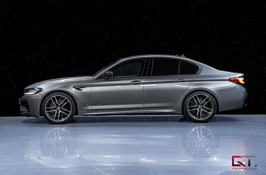 BMW M5 Competition B&W Comp-paket Driver's Massage DAP Merino