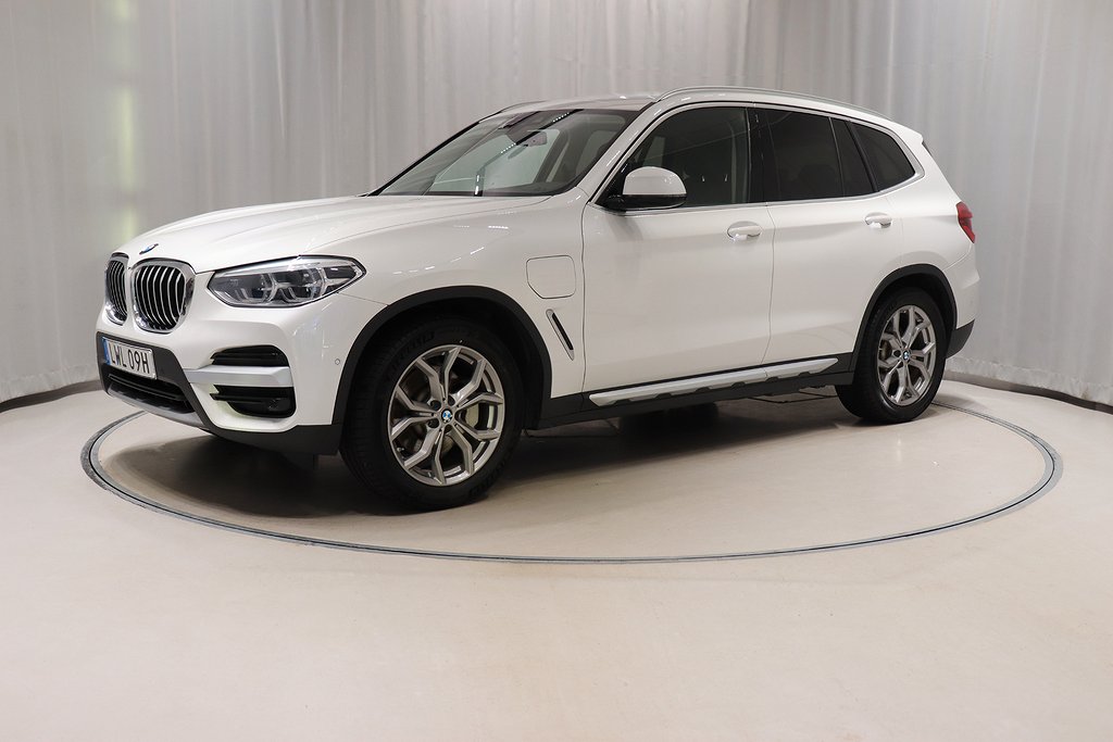 BMW X3 xDrive30e 292hk Aut Drag Kamera Navi Sensorer Carplay