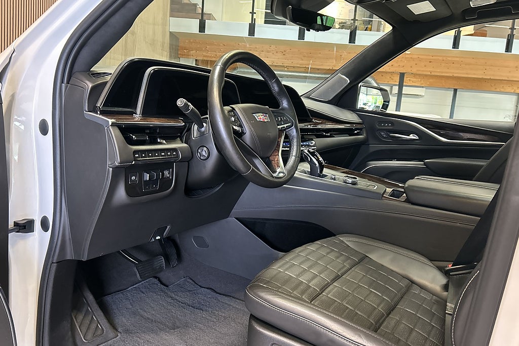 Cadillac Escalade 600 4WD 6.2 V8  4WD Sport Platinum