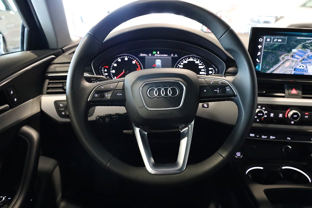 Audi A4 40 TFSI Aut Quattro 204HK MHEV Drag Navi Värmare 2023