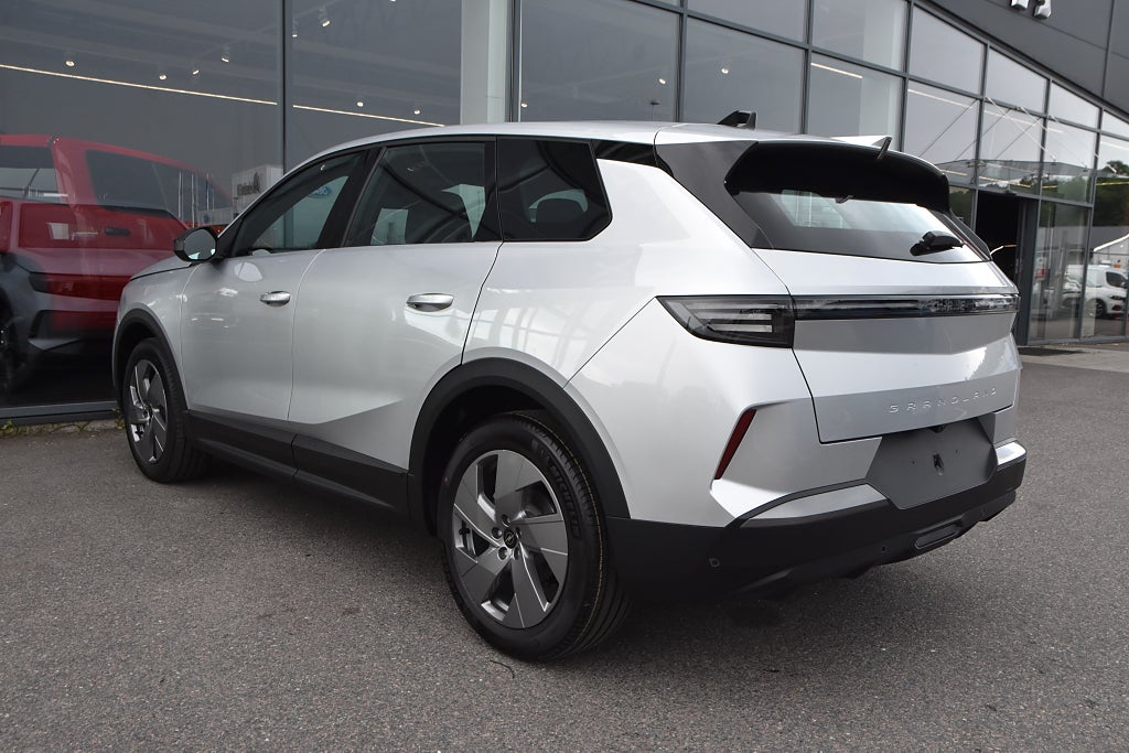 Opel Grandland NYA Hybrid 145hk Aut *0% ränta Fri service 3 år