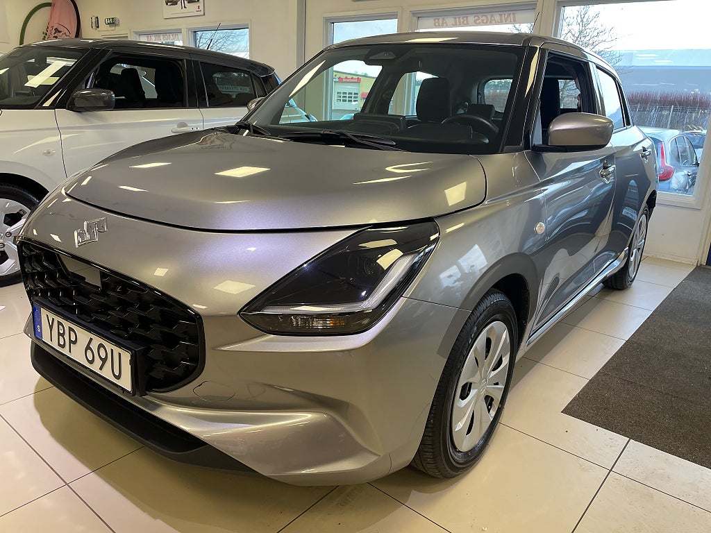 Suzuki Swift Select Hybrid 3års Garanti och fri service